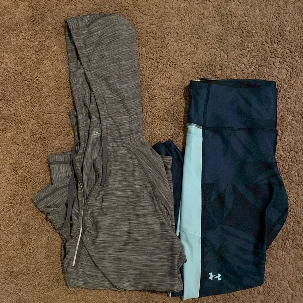 Cute Athletic Outfit - Size L